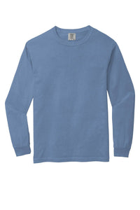 The Comfort Colors Heavyweight Ring Spun Long Sleeve T-Shirt 6014, in light blue, features a soft ring spun cotton crewneck design with long sleeves and is shown on a white background.